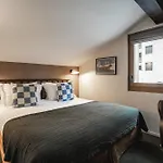 De L'heliopic 4*