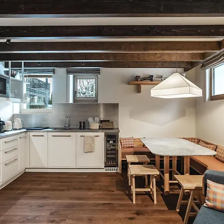 De L'héliopic Appart hôtel 4*