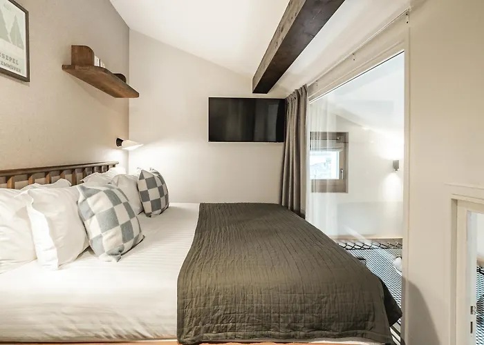 Apart-hotel De L'heliopic 4*