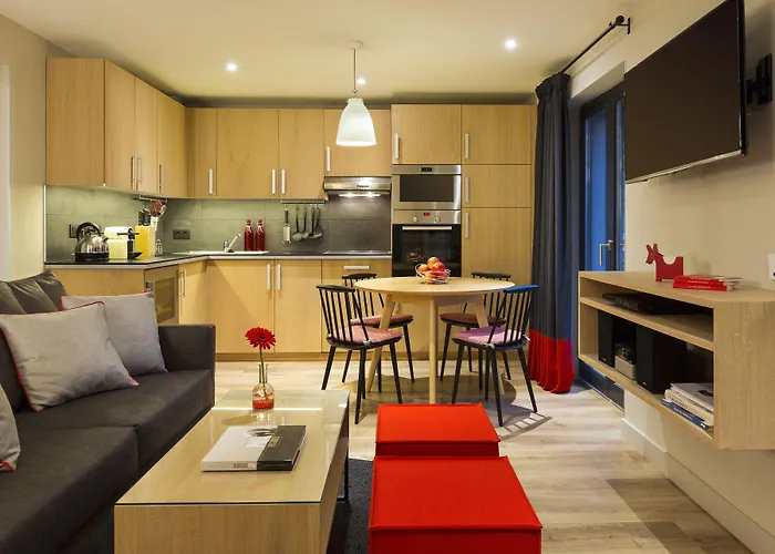 מלון דירות De L'heliopic שאמוני