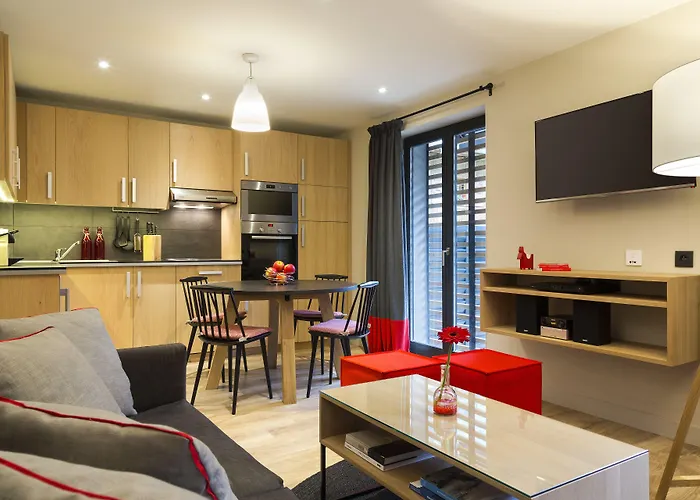 De L'heliopic 4* שאמוני