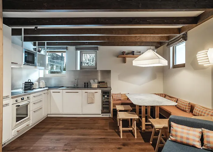 De L'heliopic Aparthotel 4*